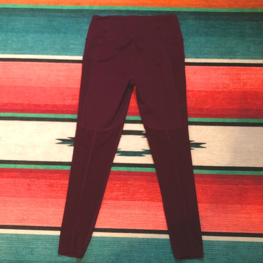 Victoria's Secret Victoria Sport Knockout Leggings Medium